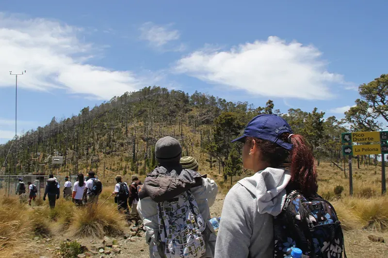 People hiking Pico Duarte in the Dominican Republic